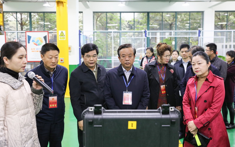 视察金栗特种机器人有限公司800.jpg